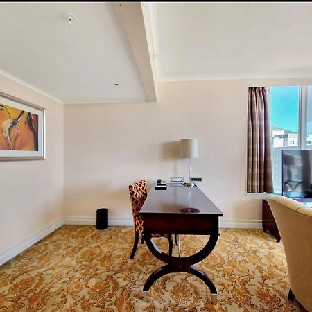 Taj Hotel Cape Town - Taj Residence Suite ,Let Out Privately Exterior photo