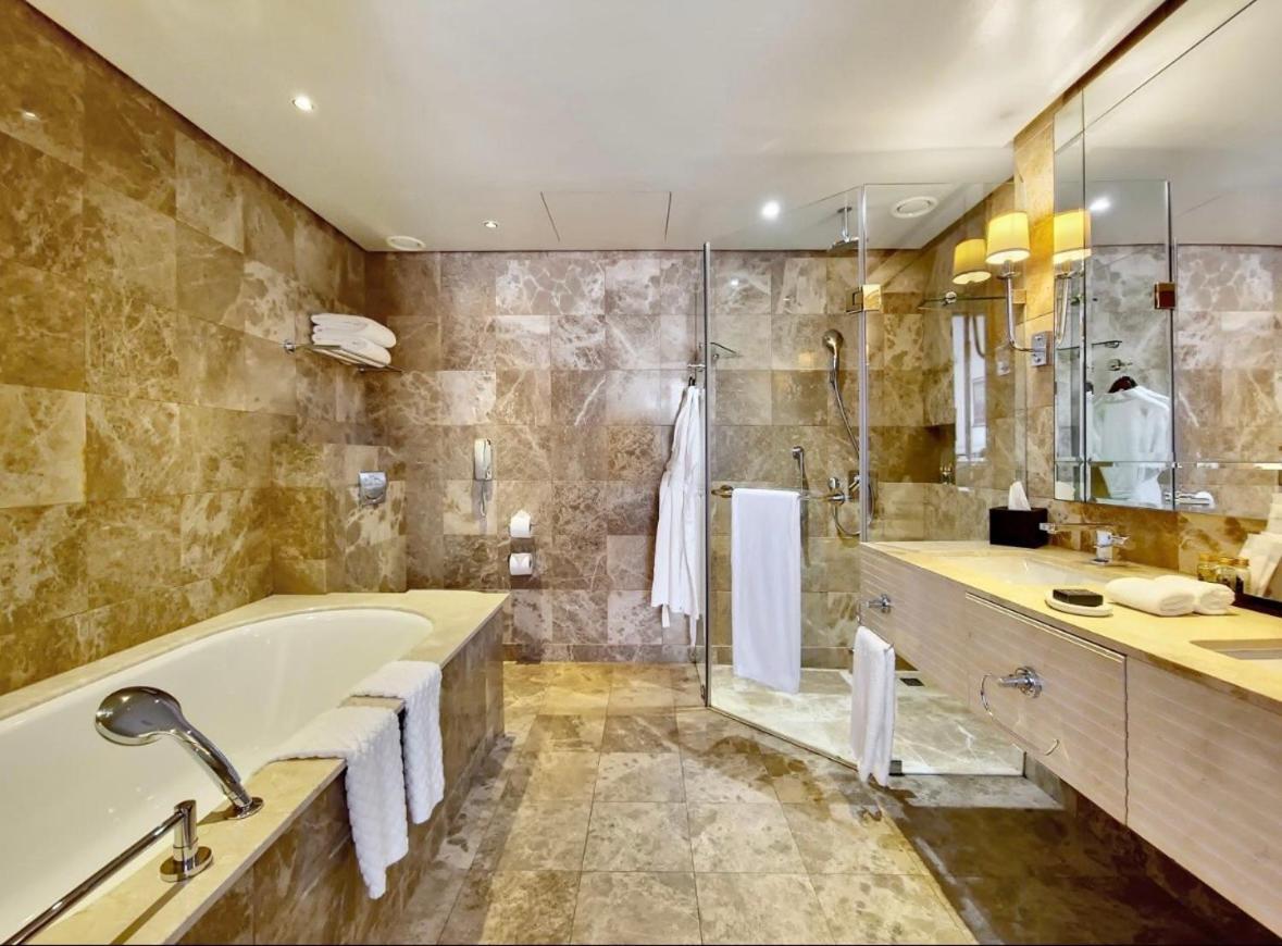 Taj Hotel Cape Town - Taj Residence Suite ,Let Out Privately Exterior photo